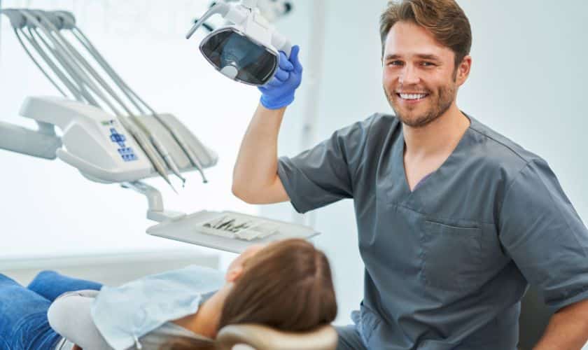 How a Cosmetic Dentist Can Help Enhance Your Confidence